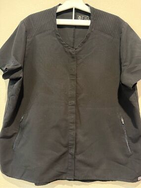 FIGS Black Scrub Top with Ribbed Shoulder Detail